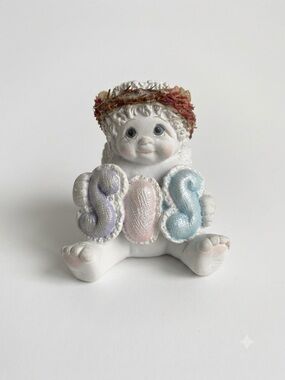 Dreamsicle White Cherub Figurine, Pastel 'SIS' Letters, for Sister Signed 2002